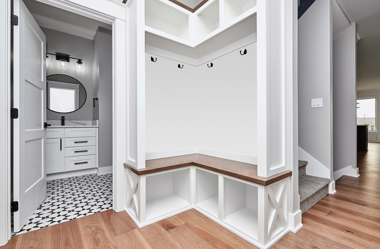 Premium Custom Closet Carpentry & Construction